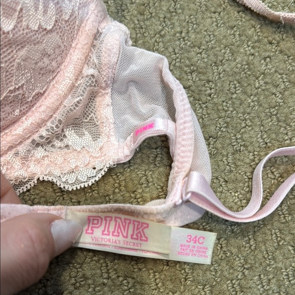 PINK Victoria's Secret Lace Bra in Soft Pink - Picture 2 of 3